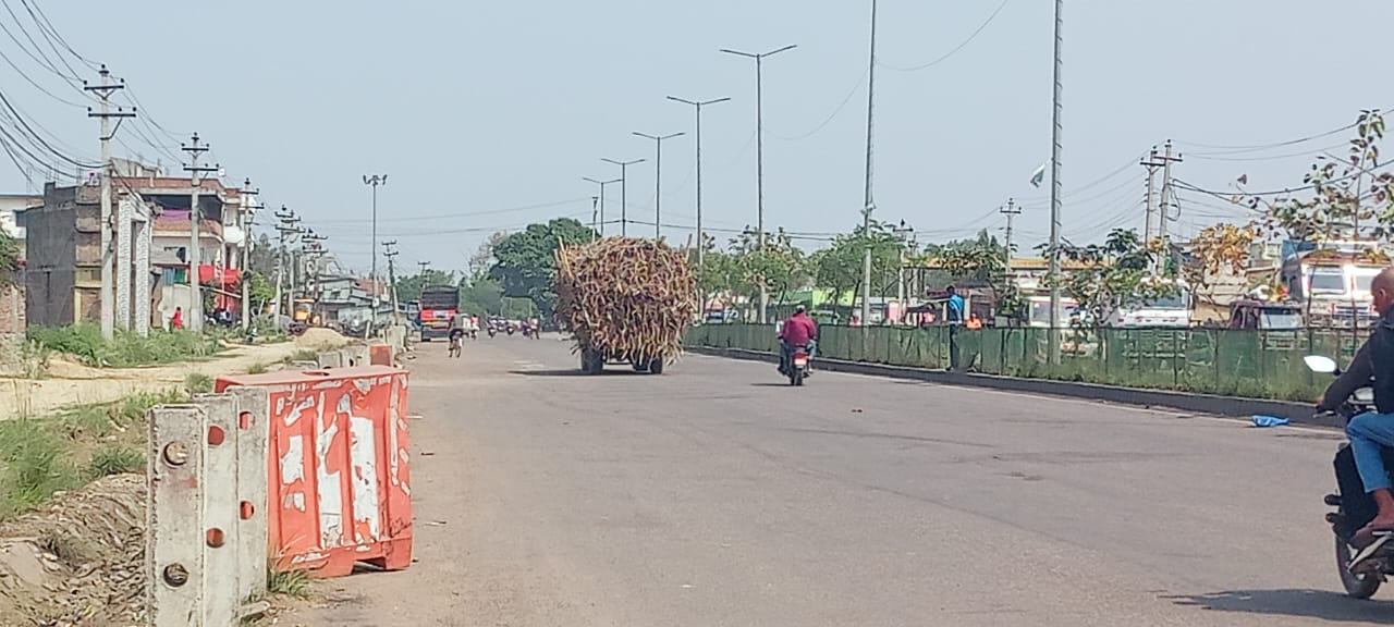 ड्राइपोर्ट बहुवरी ट्राफीक प्रहरी ड्युटी भन्दा बढी रकम असुलीमा ब्यस्त 