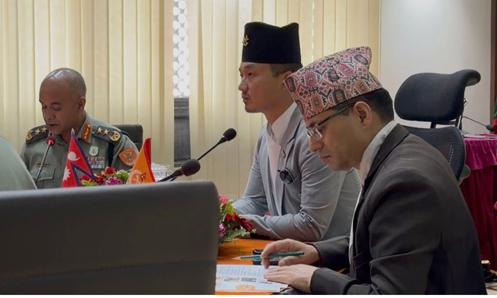 गृहमन्त्री र सशस्त्र प्रहरीबीच छलफल, विपद् व्यवस्थापनदेखि सीमाक्षेत्रको तस्करी र अपराध मूल एजेन्डा