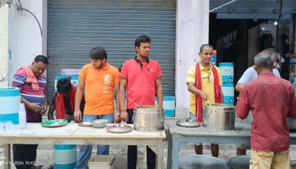३८६ हप्तादेखि निरन्तर मानव सेवा गर्दै सद्भाव साप्ताहिक भोजन सेवा